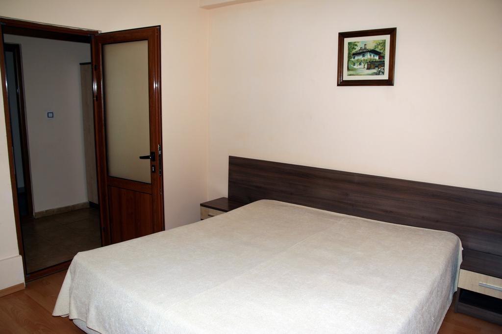 Interrum Hotel Razgrad Kamer foto